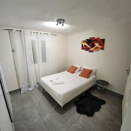 Dans Maison A Sur Seine